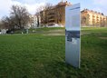 Ansicht Gedenktafel Sportgelände (Informationspfad Tempelhofer …