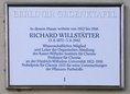 Ansicht Gedenktafel Richard Willstätter