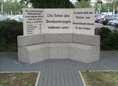 Ansicht Gedenktafel Opfer des Bombenkriegs