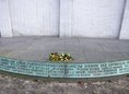Ansicht Gedenktafel Opfer der Luftbrücke