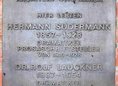 Ansicht Gedenktafel Hermann Sudermann und Rolf Lauckner
