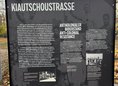 Ansicht Gedenktafel Kiautschoustrasse - 2025