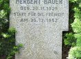 Ansicht Gedenktafel Herbert Bauer