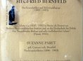 Ansicht Gedenktafel Siegfried und Suzanne Bernfeld