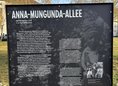 Ansicht Gedenktafel Anna-Mungunda-Allee - 2025