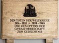 Ansicht Gedenktafel Opfer der Weltkriege und der …
