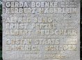 Ansicht Gedenktafel Widerstandskämpferinnen und -kämpfer gegen … - 1975