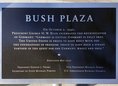 Ansicht Gedenktafel Bush Plaza - 2020