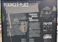 Ansicht Gedenktafel Pekinger Platz - 2025
