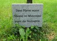 Ansicht Gedenktafel Pfarrer im Widerstand - 2023