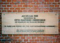Ansicht Gedenktafel Zitadelle Spandau (Otto-Bartning-Oberschule)