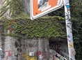 Ansicht Gedenktafel Historische Orte - Hochbunker Pallasstraße - 2011
