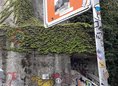 Ansicht Gedenktafel Historische Orte - Hochbunker Pallasstraße - 2011