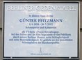Ansicht Gedenktafel Günter Pfitzmann - 2018