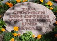 Ansicht Gedenktafel Opfer von Terror und Gewalt
