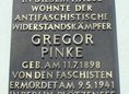 Ansicht Gedenktafel Gregor Pinke - 1950